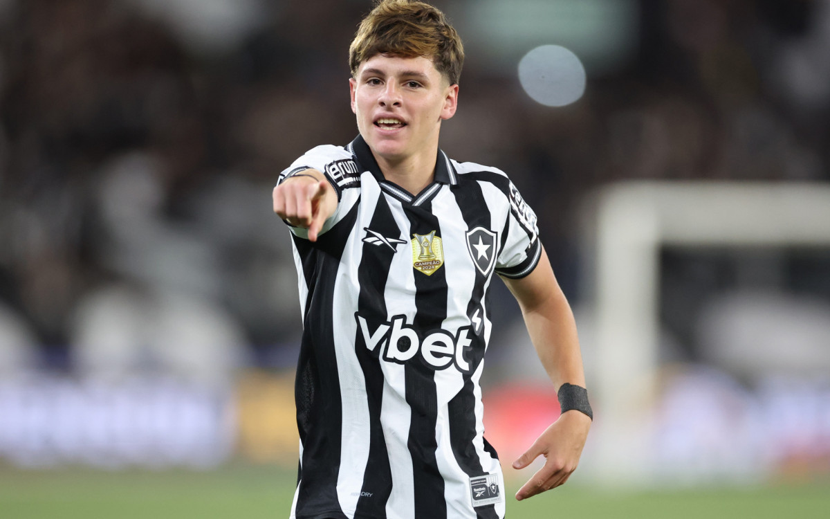 Montoro, do Botafogo, abriu o placar no Estádio Nilton Santos