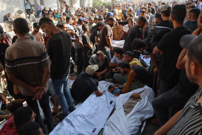 Defesa Civil de Gaza anuncia 30 mortos por bombardeios israelenses