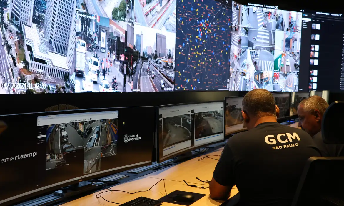 Vigilância por câmeras em SP é pouco eficaz, diz estudo