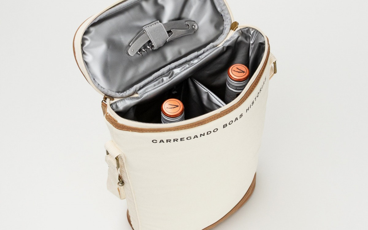 Bolsa térmica de vinhos Boas Histórias - R$ 129,90
 - Divulgação