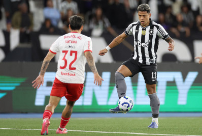 Recuperado de lesão, Matheus Martins ganha primeiros minutos com Davide no Botafogo