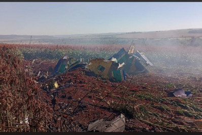 Vídeo: Avião da Esquadrilha da Fumaça cai no interior de São Paulo
