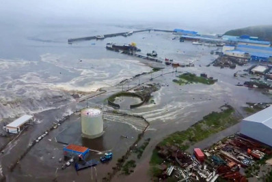 Vídeos mostram destruição causada por tsunami após terremoto na Rússia; veja