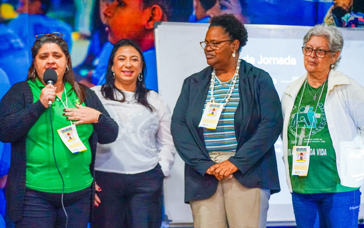 Jornada reuniu merendeiras e ajudantes de cozinha da rede municipal em um dia de troca e aprendizado
