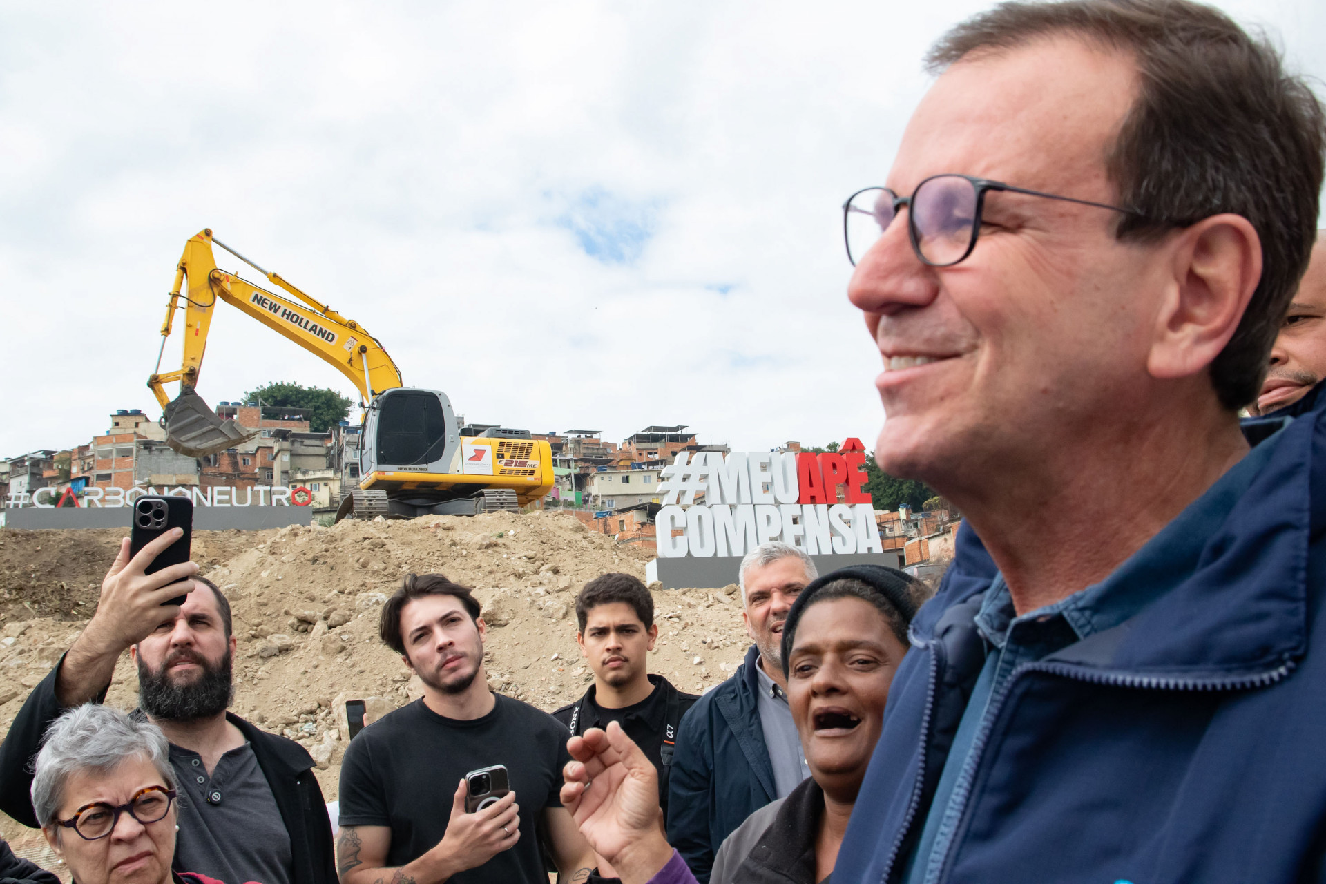 Eduardo Paes no lan&ccedil;amento de dois residenciais Minha Casa, Minha Vida na Mangueira - &Eacute;rica Martin/Ag&ecirc;ncia O Dia