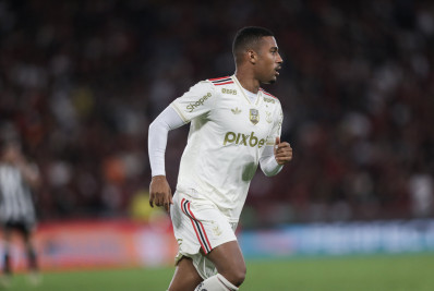 Samuel Lino lamenta gol anulado em estreia, mas não joga toalha: 'Ainda não acabou'