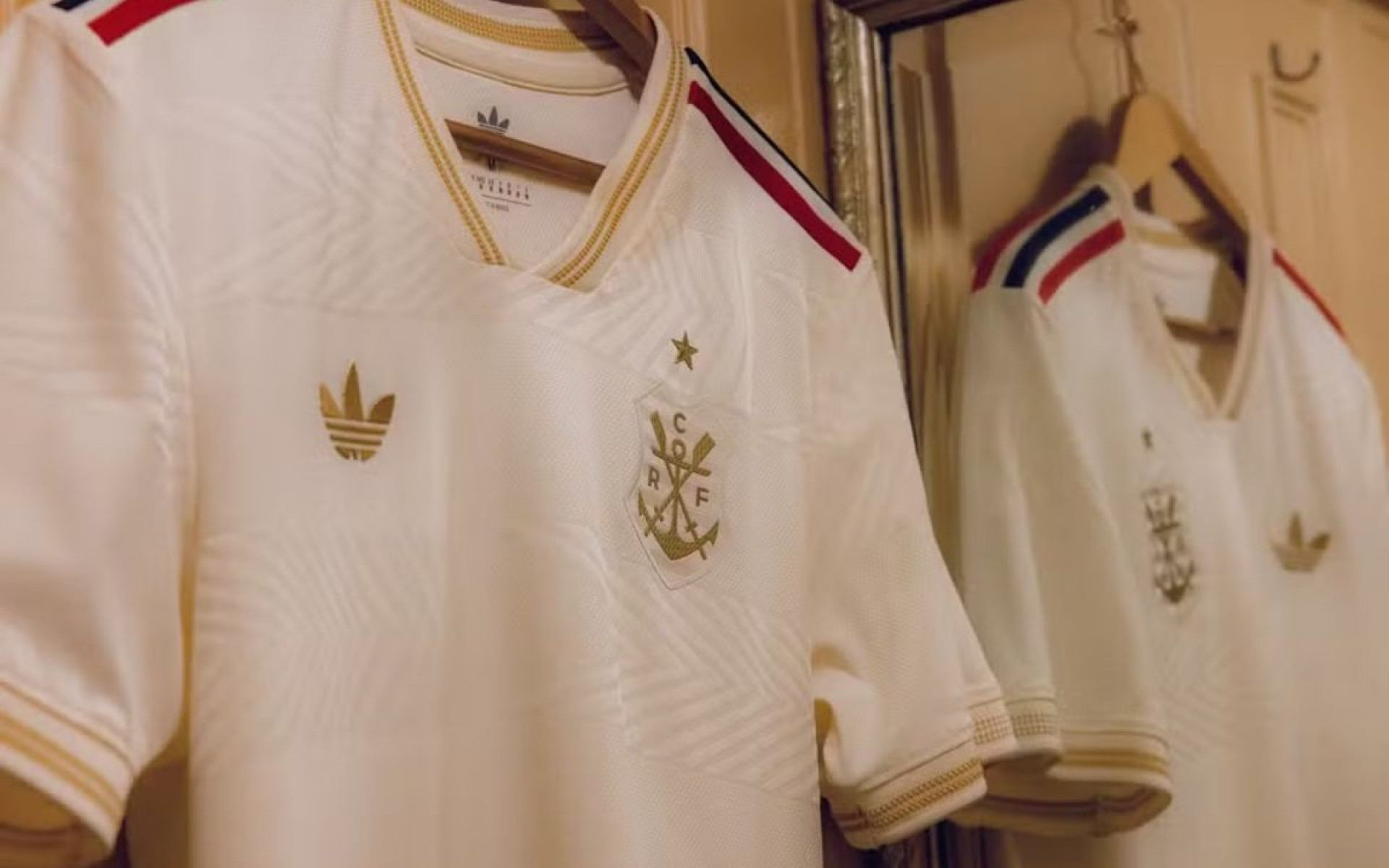 Novo terceiro uniforme do Flamengo para a temporada 2025 - Divulgação / Adidas