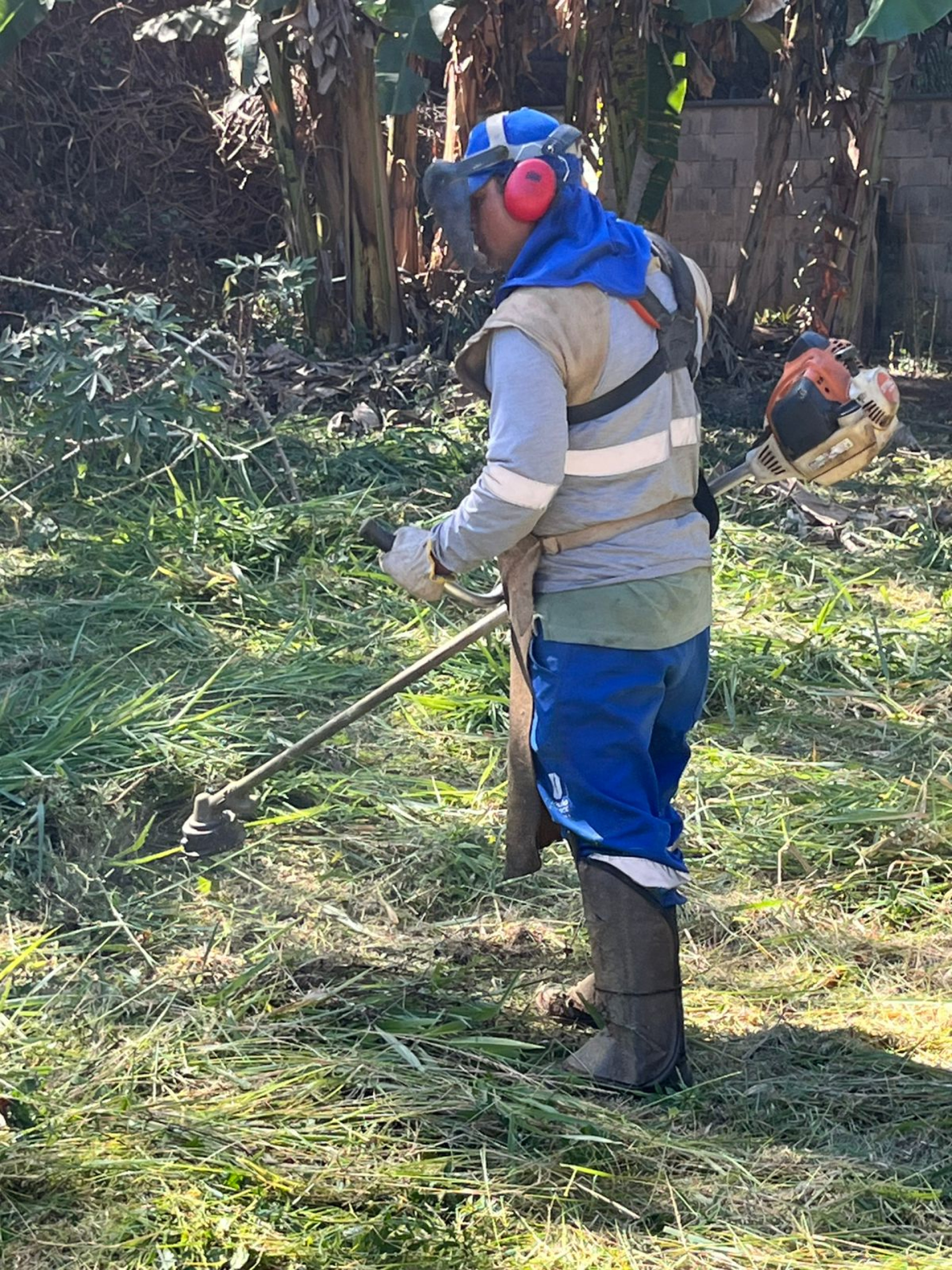 Secretaria de Serviços Públicos iniciou serviços no Santa Rosa