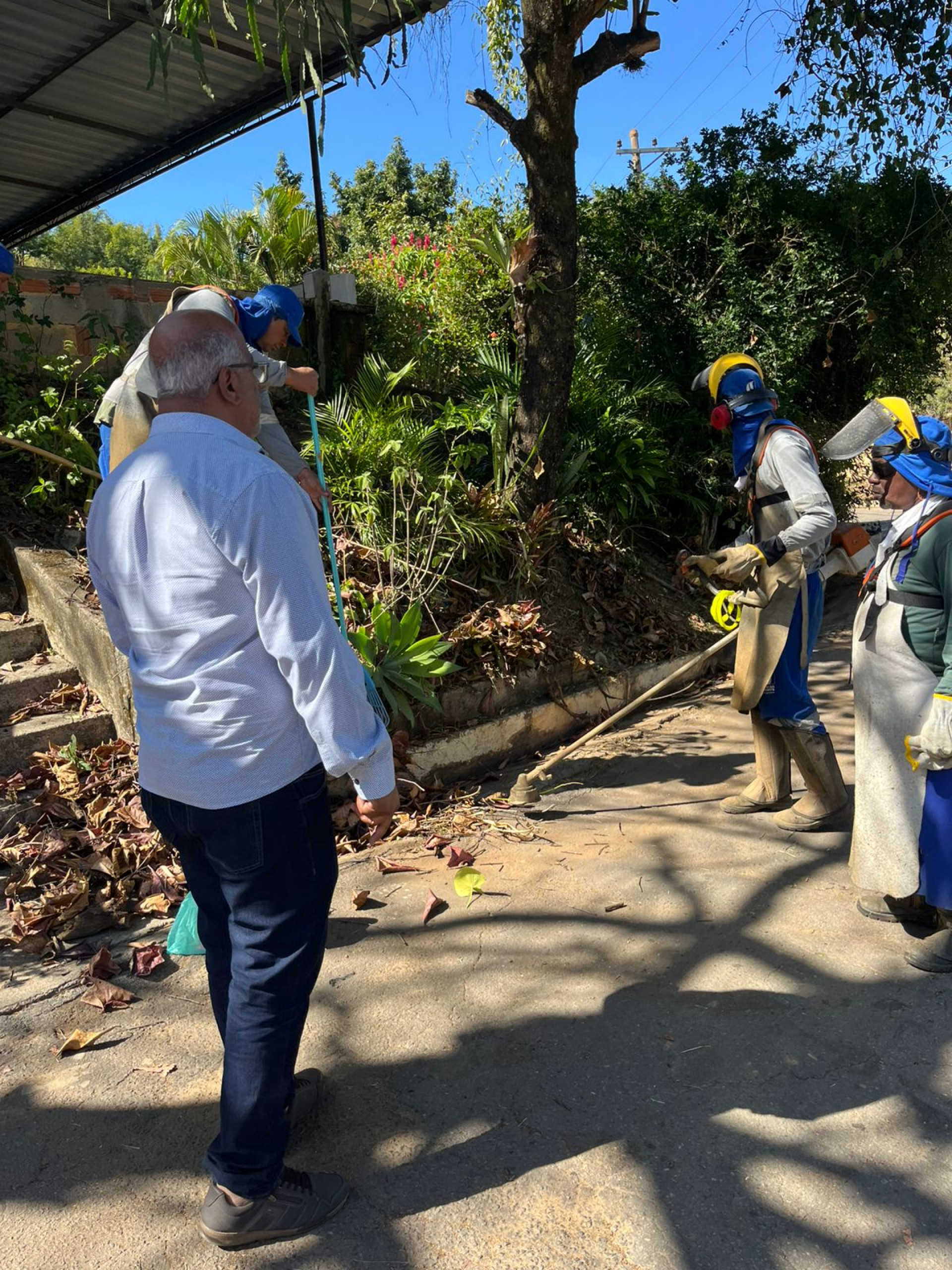 Secretaria de Serviços Públicos iniciou serviços no Santa Rosa