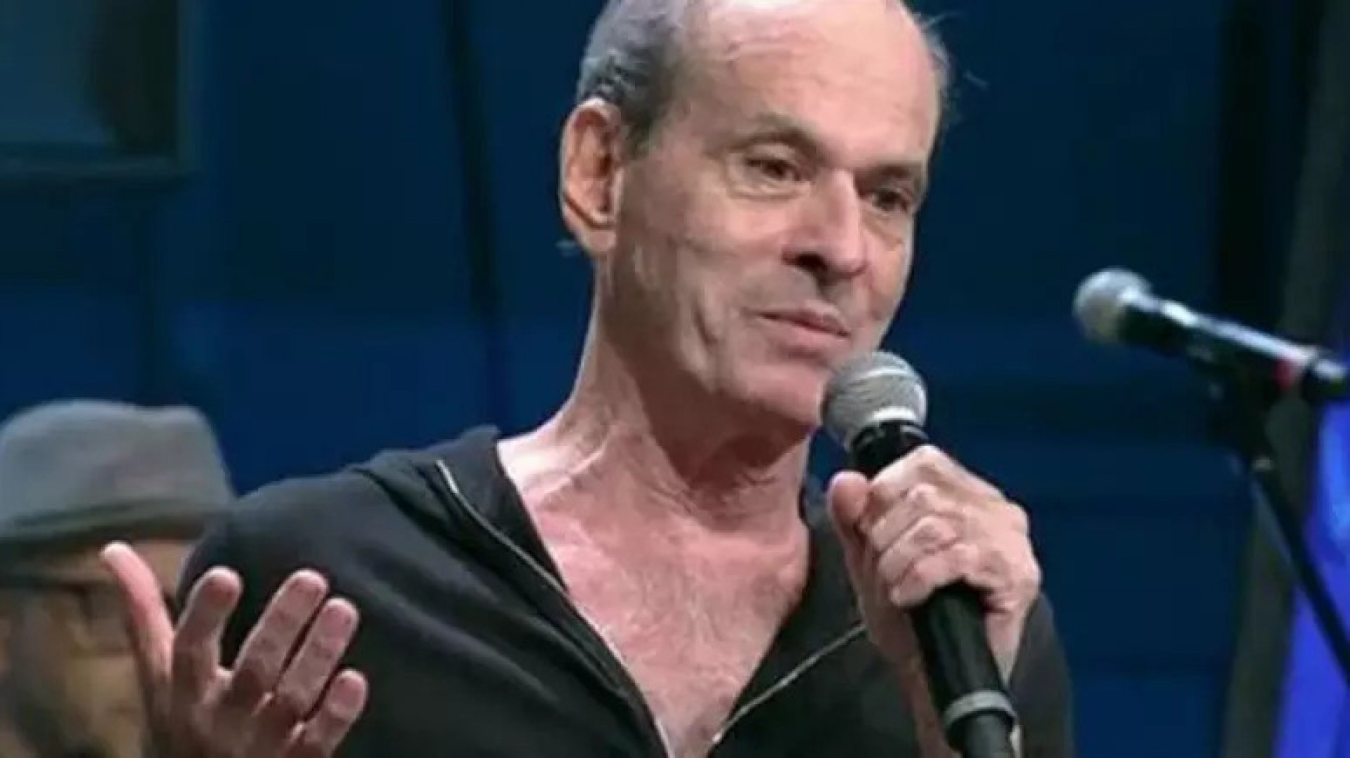 Ney Matogrosso recebeu homenagem de Mart'na?lia nas redes sociais 
 - Reprodução 