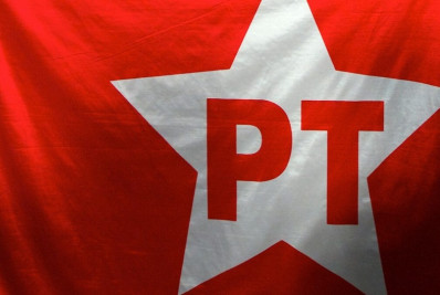 PT faz evento com a presença de Lula para discutir estratégias e alianças para eleições