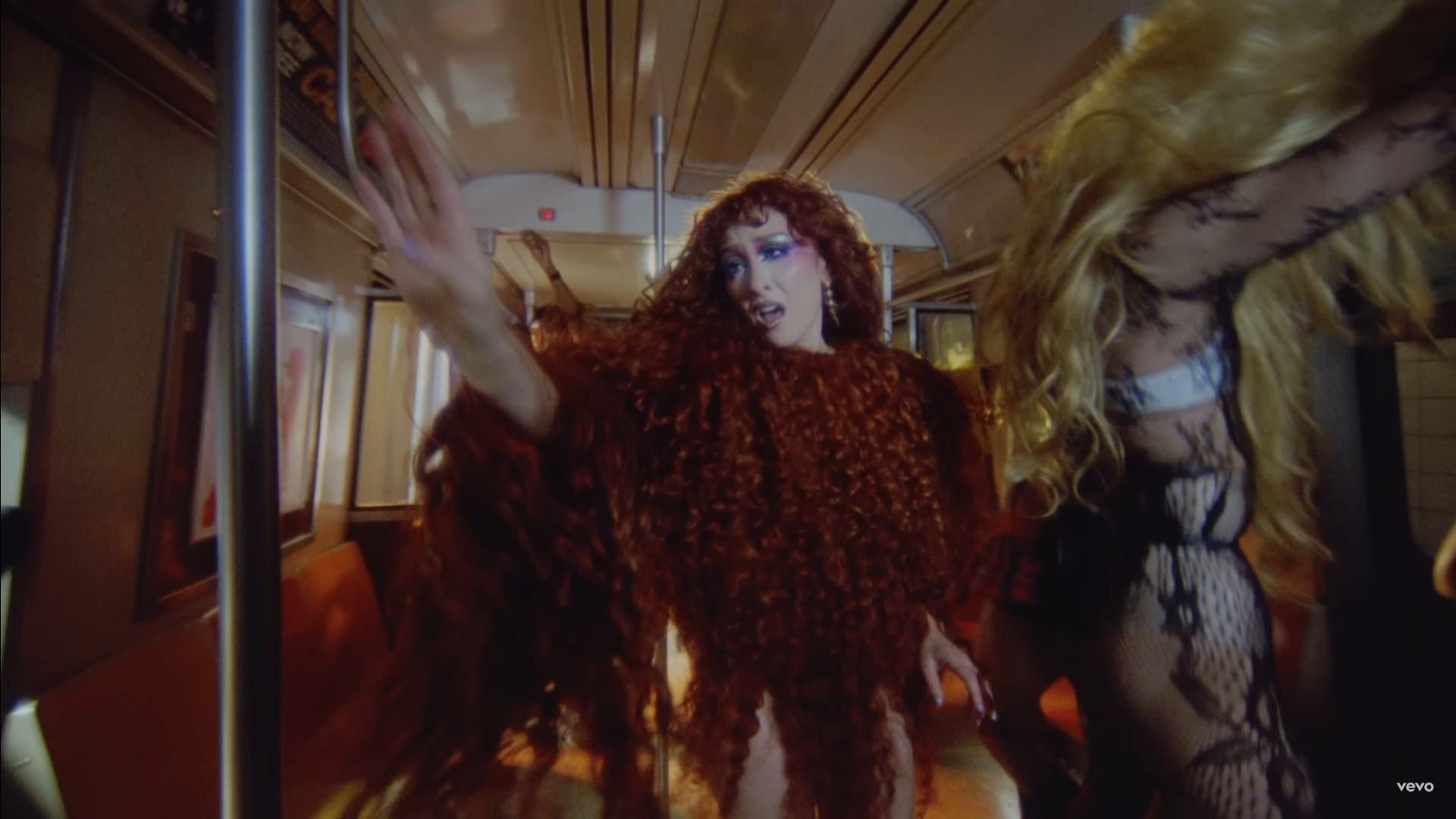 Chappell Roan lança 'The Subway' e deixa fãs eufóricos
- Reprodução / YouTube