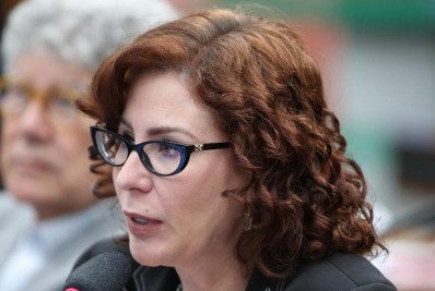 STF determina que pedido de extradição de Zambelli inclua ação por perseguição armada em 2022