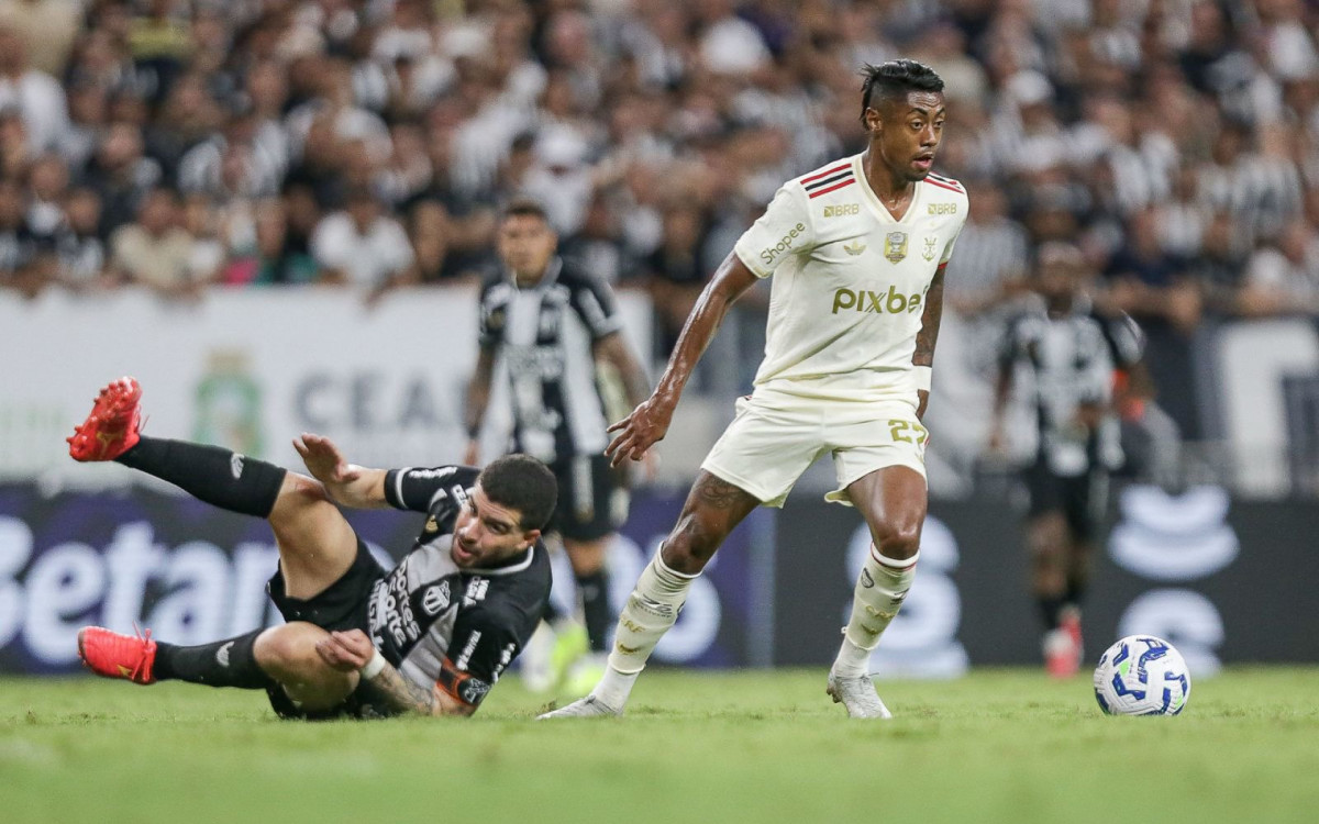 Flamengo enfrentou o Ceará, neste domingo (3), no Castelão, pela 18ª rodada do Brasileirão