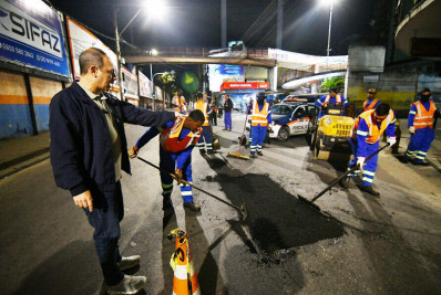 Prefeitura de Nova Iguaçu inicia operação tapa-buraco em vias de grande circulação