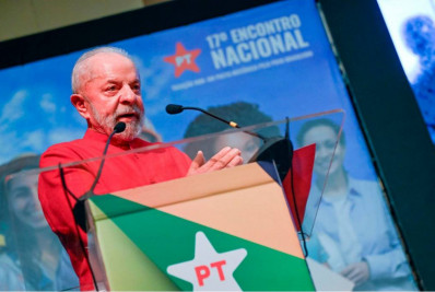 Lula: 'Brasil tem tamanho, postura e interesses para negociar com os EUA'