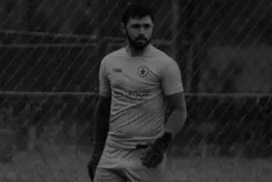 Goleiro brasileiro morre afogado em Portugal aos 27 anos