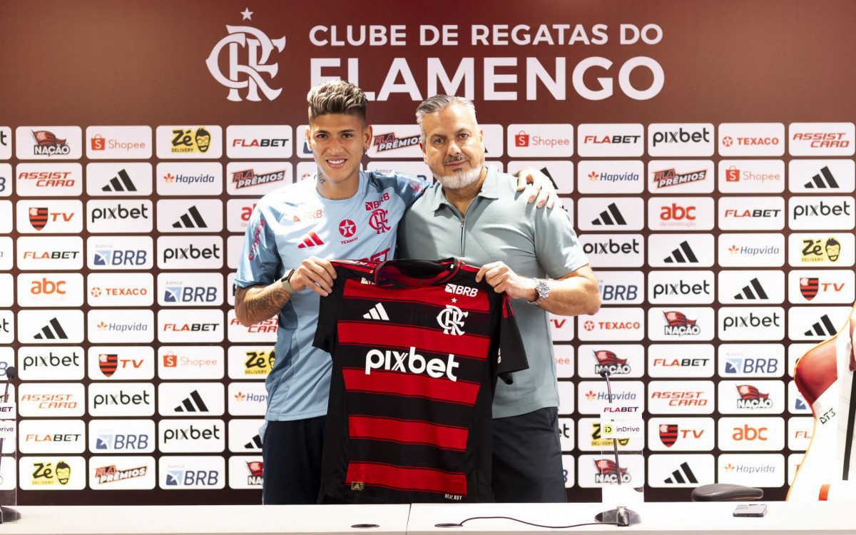 Carrascal ao lado do diretor José Boto