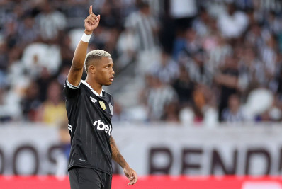 Vitinho e Danilo estão na pré-lista de convocados da Seleção