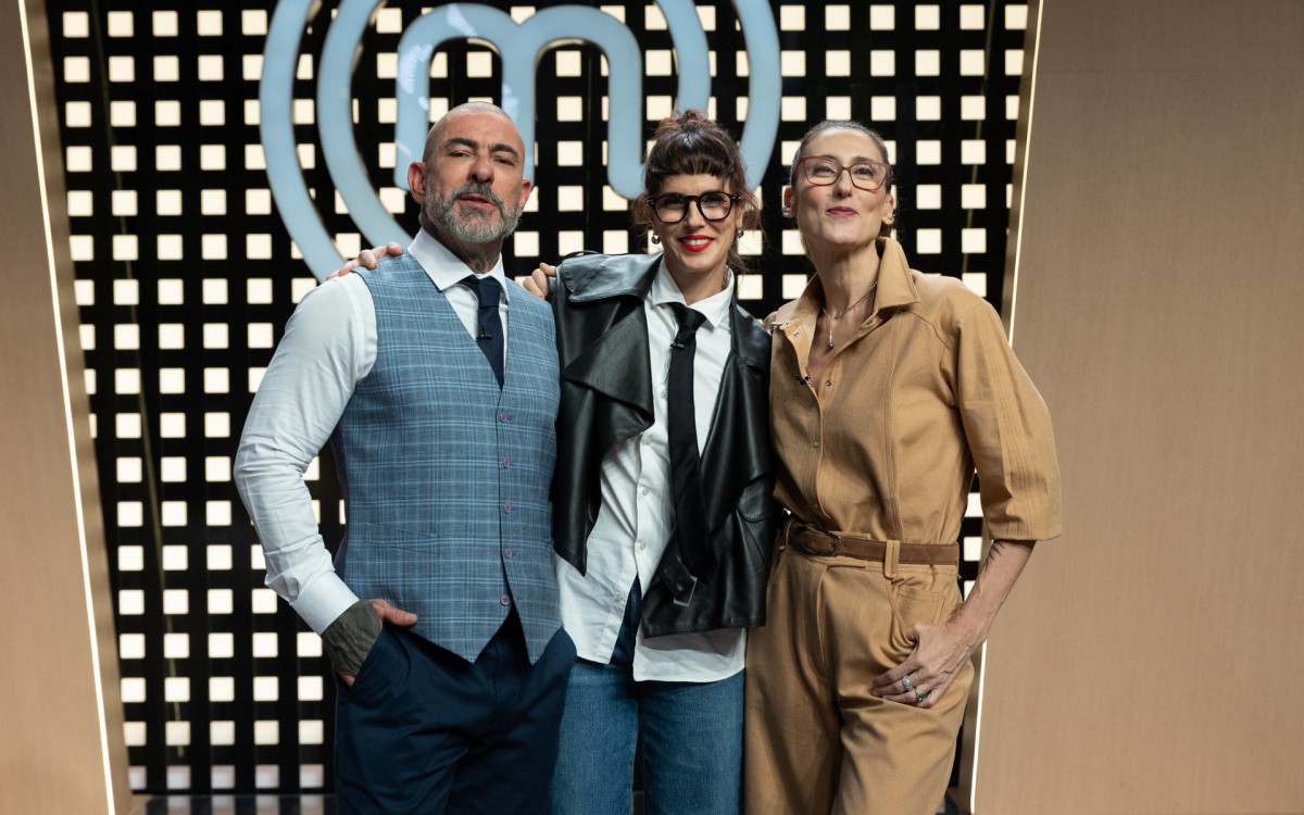 Henrique Foga&ccedil;a, Helena Rizzo e Paola Carosella.