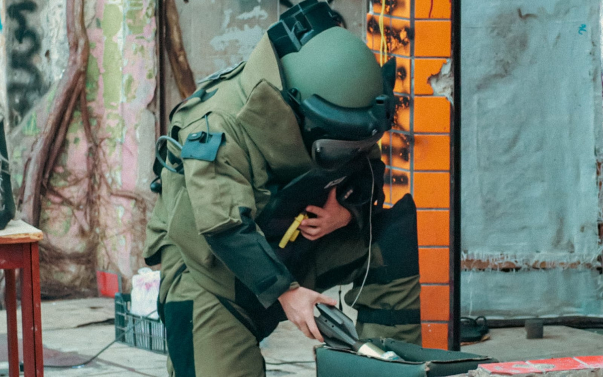 Agentes encontraram a munição no Morro do Quitungo, em Brás de Pina, na Zona Norte