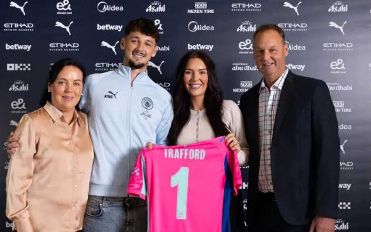 Tradfford foi contratado para assumir a titularidade do gol do Manchester City