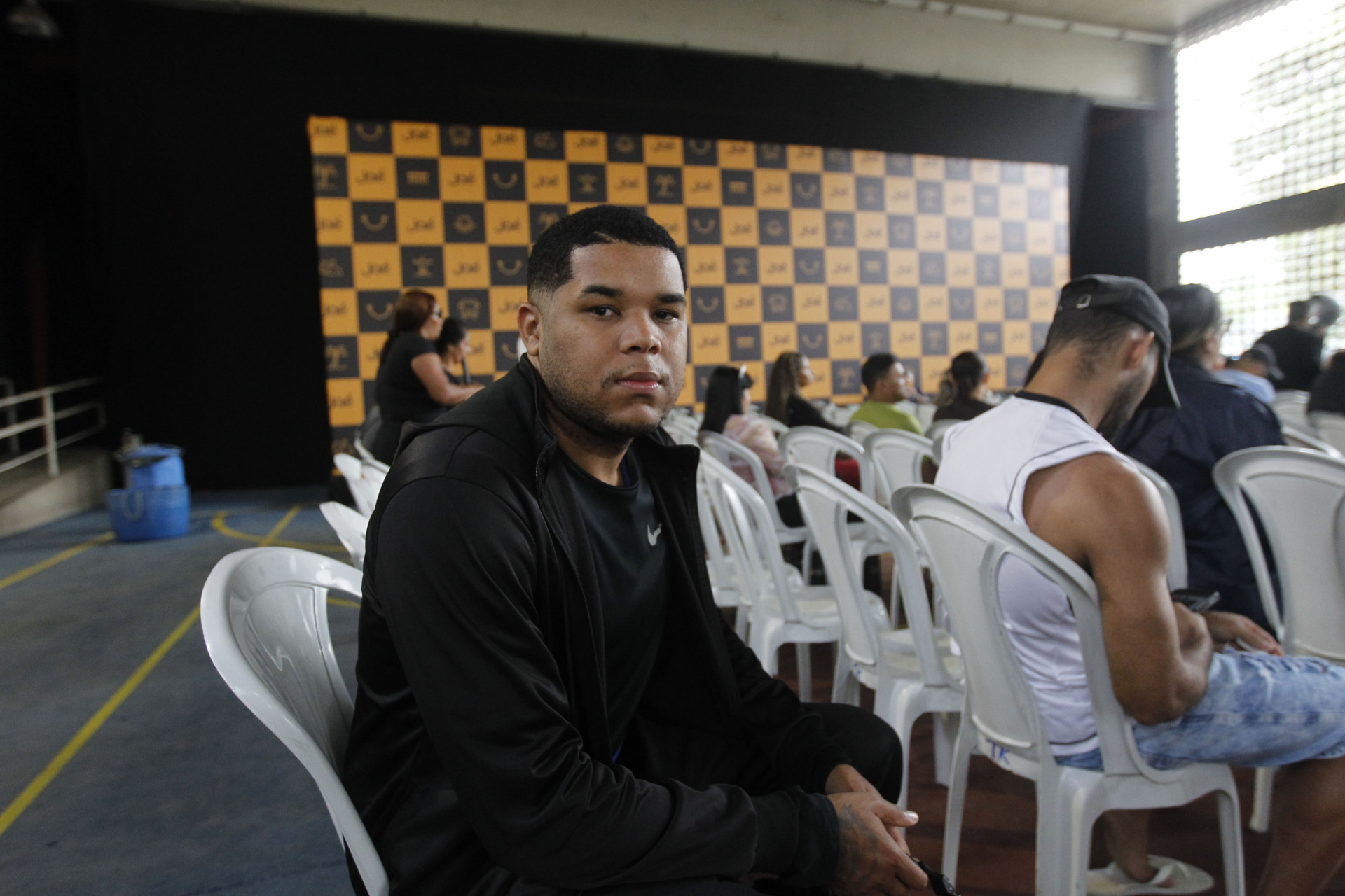 Lincoln Val&eacute;rio, 27, relatou problemas para acessar o aplicativo - Reginaldo Pimenta / Ag&ecirc;ncia O Dia