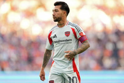 Fluminense tem negociações avançadas para contratar Luciano Acosta, do FC Dallas