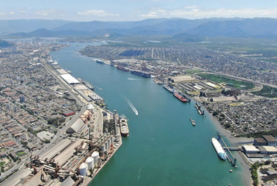 Movimento de cargas em julho no Porto de Santos é recorde após anúncio de tarifaço dos EUA