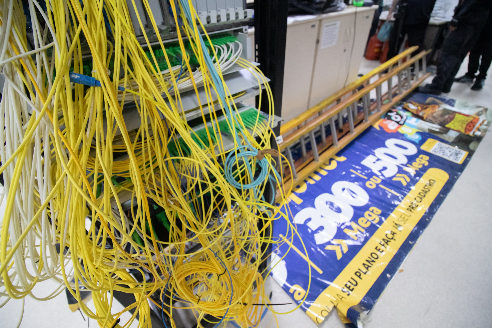 Material apreendido em operação contra empresas de internet foi encaminhada à Cidade da Polícia - Érica Martin/Agência O DIA