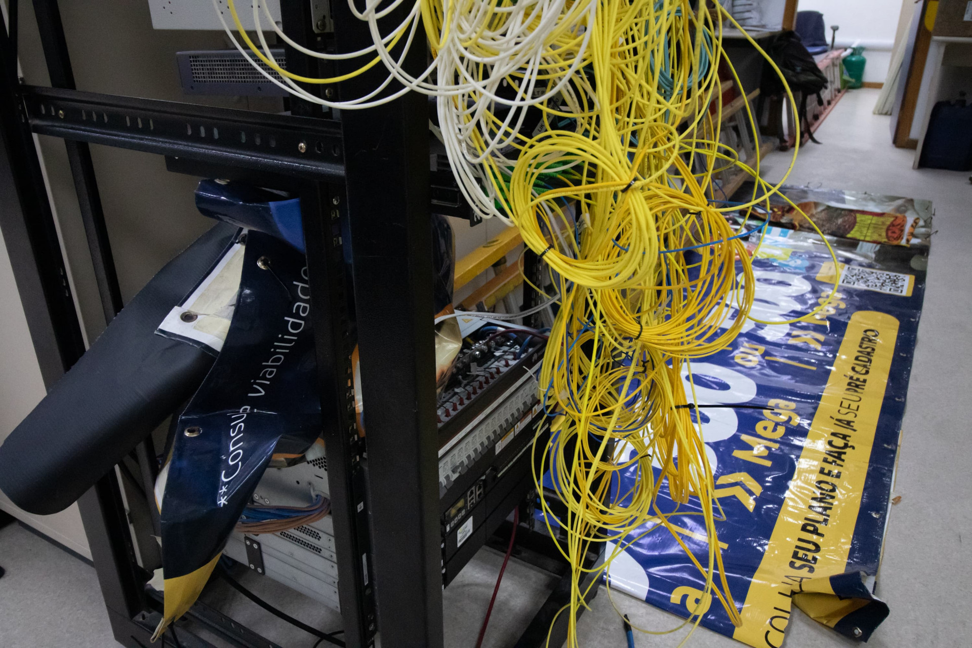 Material apreendido em operação contra empresas de internet foi encaminhada à Cidade da Polícia - Érica Martin/Agência O DIA