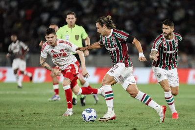 Fluminense empata com o Internacional no Maracanã e avança na Copa do Brasil