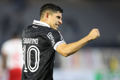 Savarino completa 100 jogos pelo Botafogo e comemora: 'Orgulho enorme'
