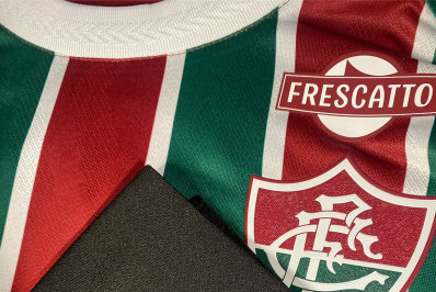 Fluminense entrará em campo com faixa preta em homenagem a preparador que morreu