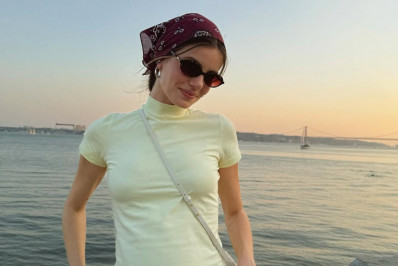 Camila Queiroz compartilha fotos de passeio em Lisboa