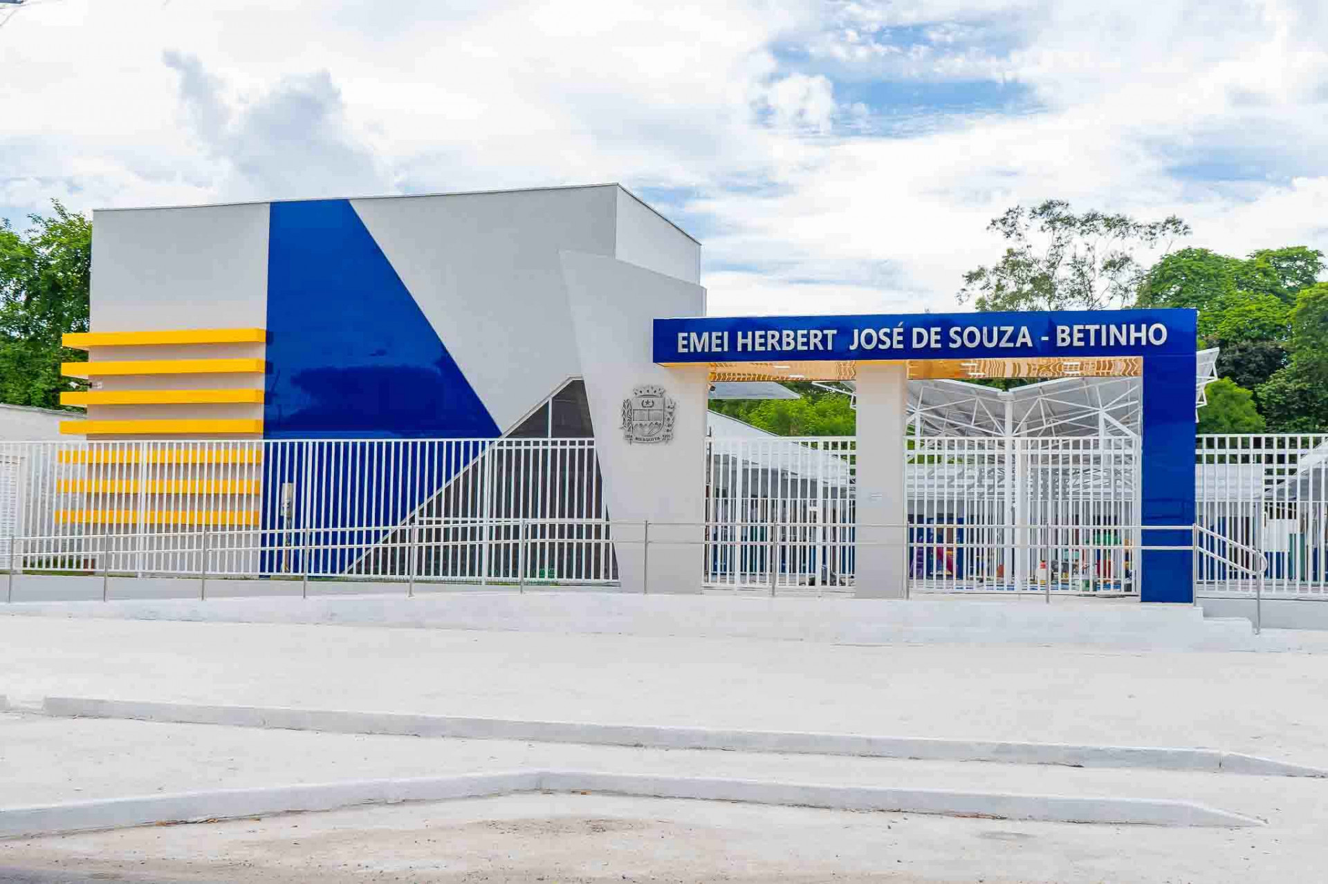 A Escola Municipal de Educação Infantil Herbert José de Souza, antes localizada na Avenida Doutor Álvaro Lessa, passou para a Avenida Coelho da Rocha - Luan de Brito/ PMM
