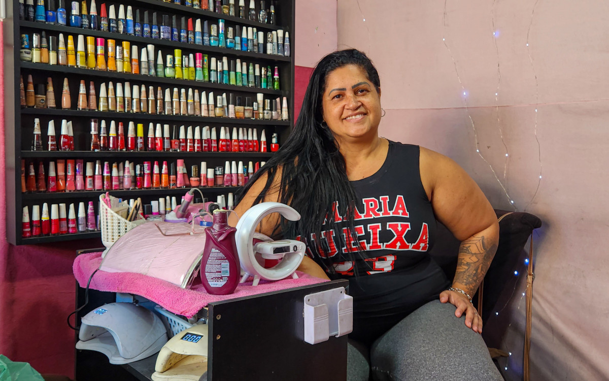 Jaqueline Gomes Gonzaga, cabeleireira e moradora de Mesquita