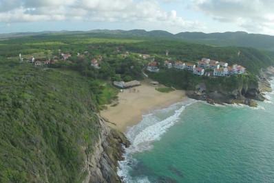 Praia das Caravelas, em Búzios, inicia candidatura para temporada Bandeira Azul 2026/2027