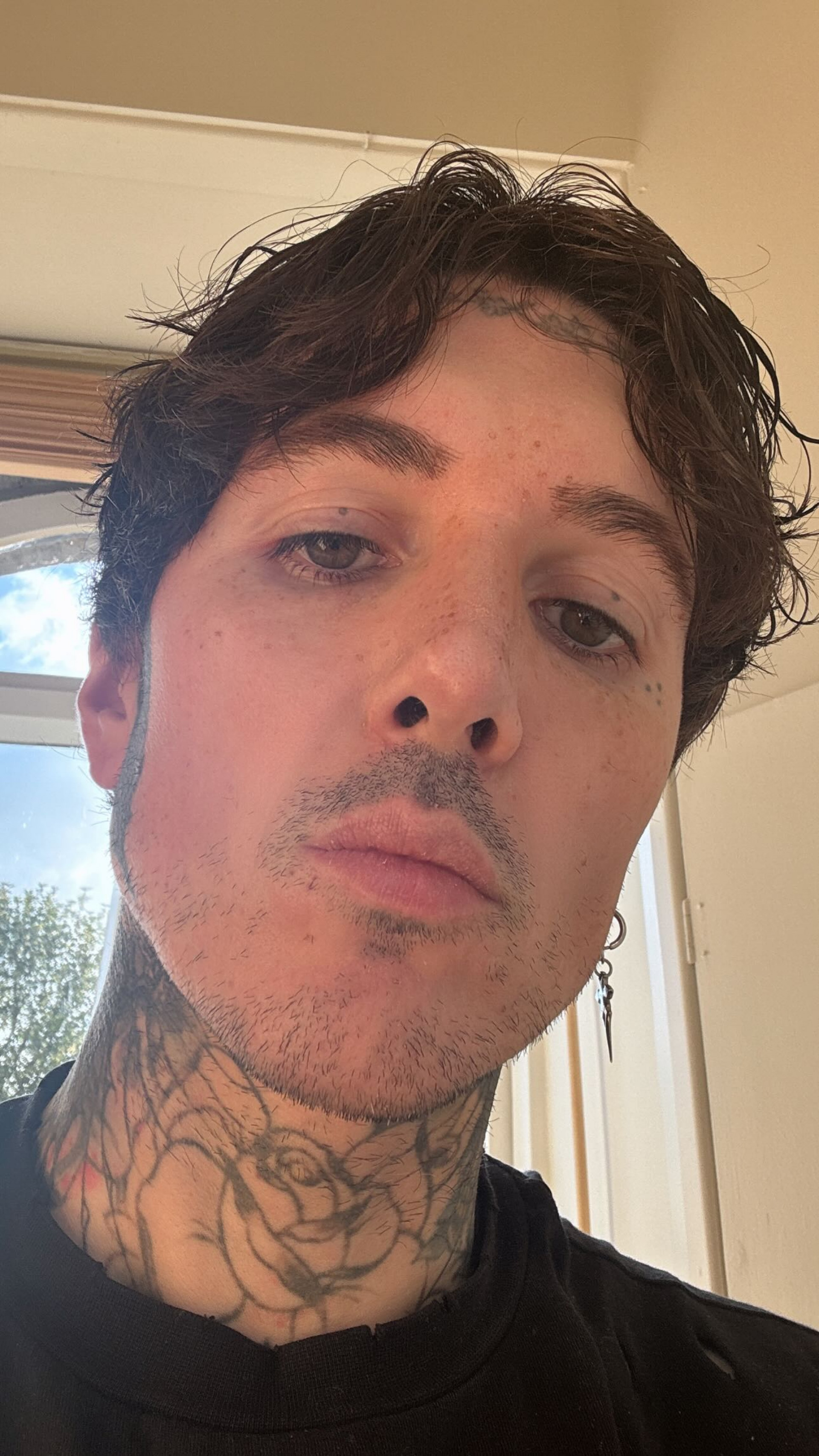 Filhos de Oliver Sykes ganham sobrenome 'Silva' - Reprodução / Instagram