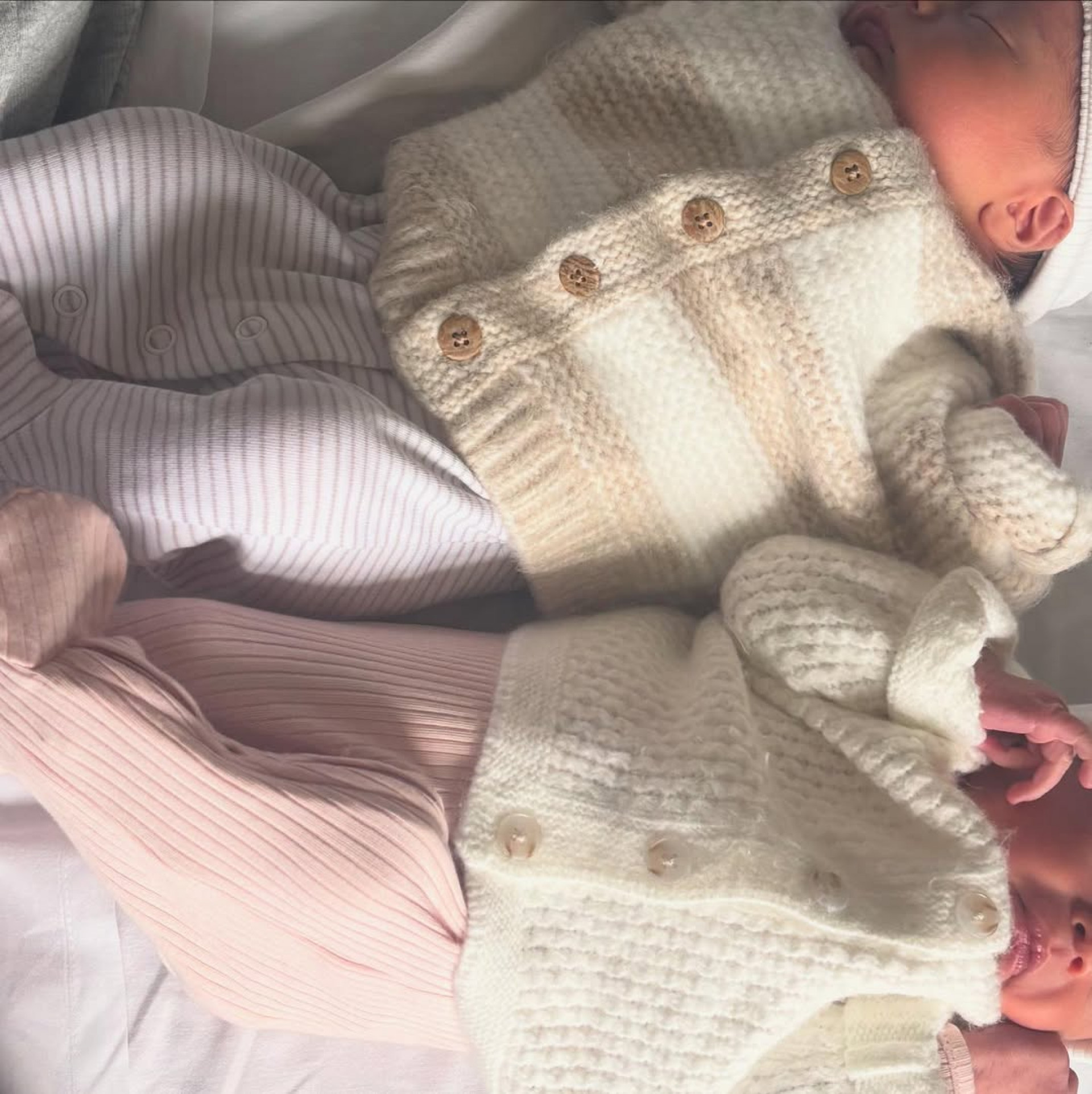 Filhos de Oliver Sykes ganham sobrenome 'Silva' - Reprodução / Instagram