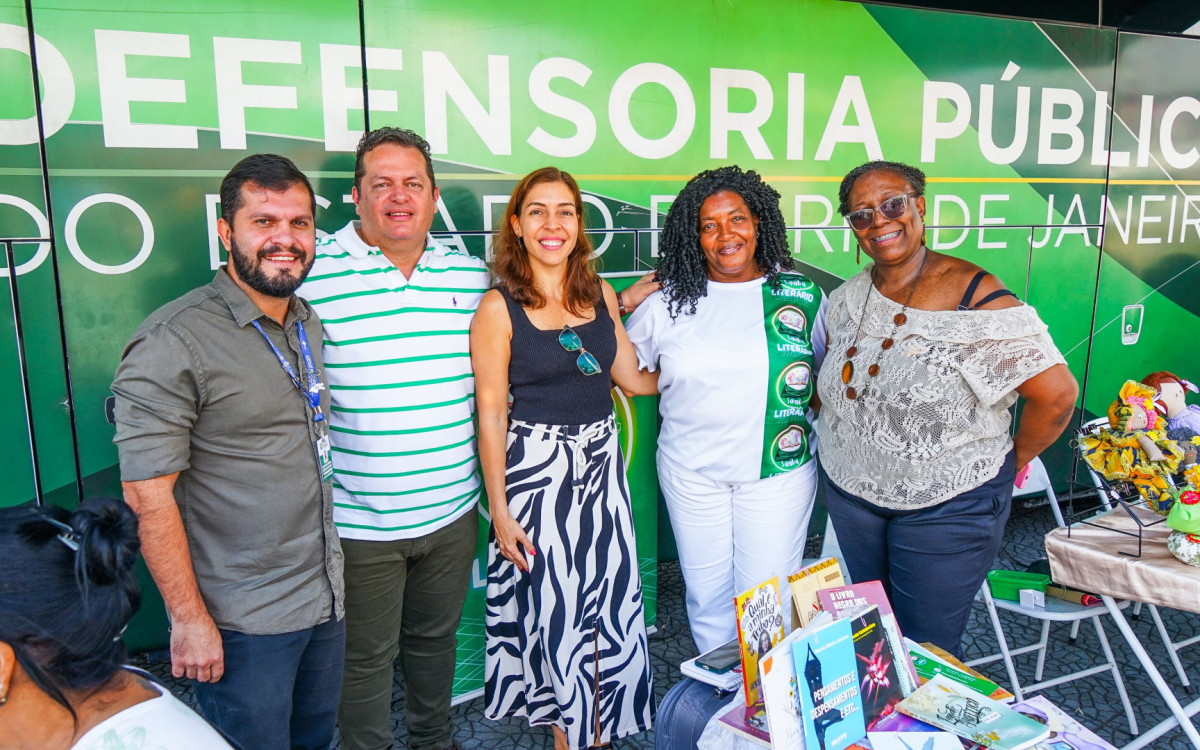 Antonio Moreira, Tião Pinheiro, Mariana Pauzeiro, Angelica Santos e Lici Luna durante o evento