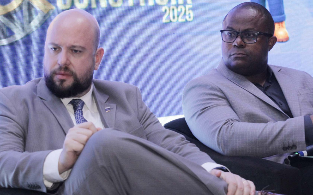 Painel na Feira Construir reúne autoridades e especialistas para debater atualização da legislação e desburocratização do setor