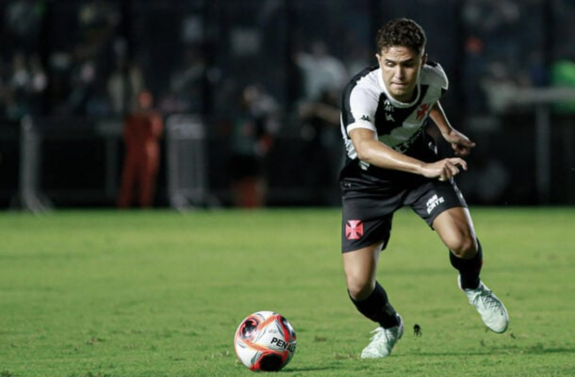 Atlético-MG recusa contraproposta do Vasco por Paulinho