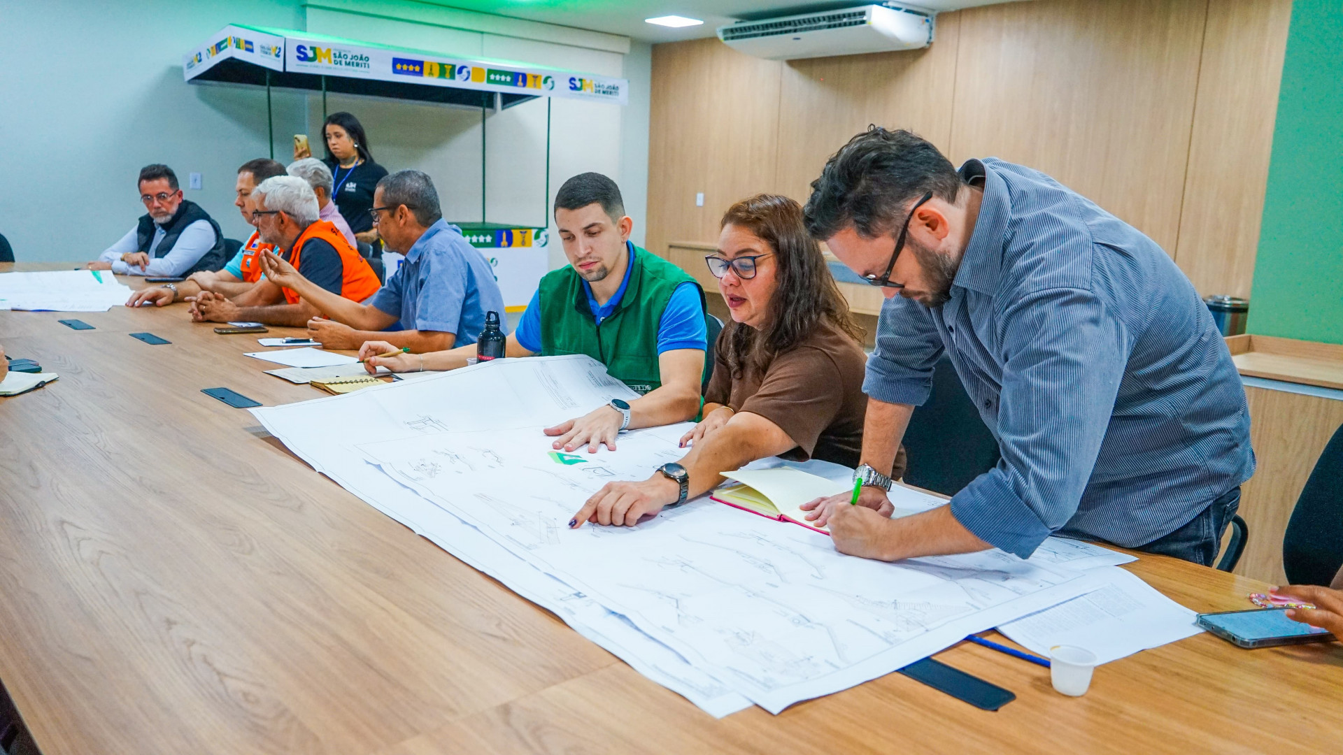 Foram apresentadas propostas conjuntas para melhorar a capacidade de escoamento das &aacute;guas na regi&atilde;o em pontos cr&iacute;ticos - Gilberto Rocha/ PMSJM