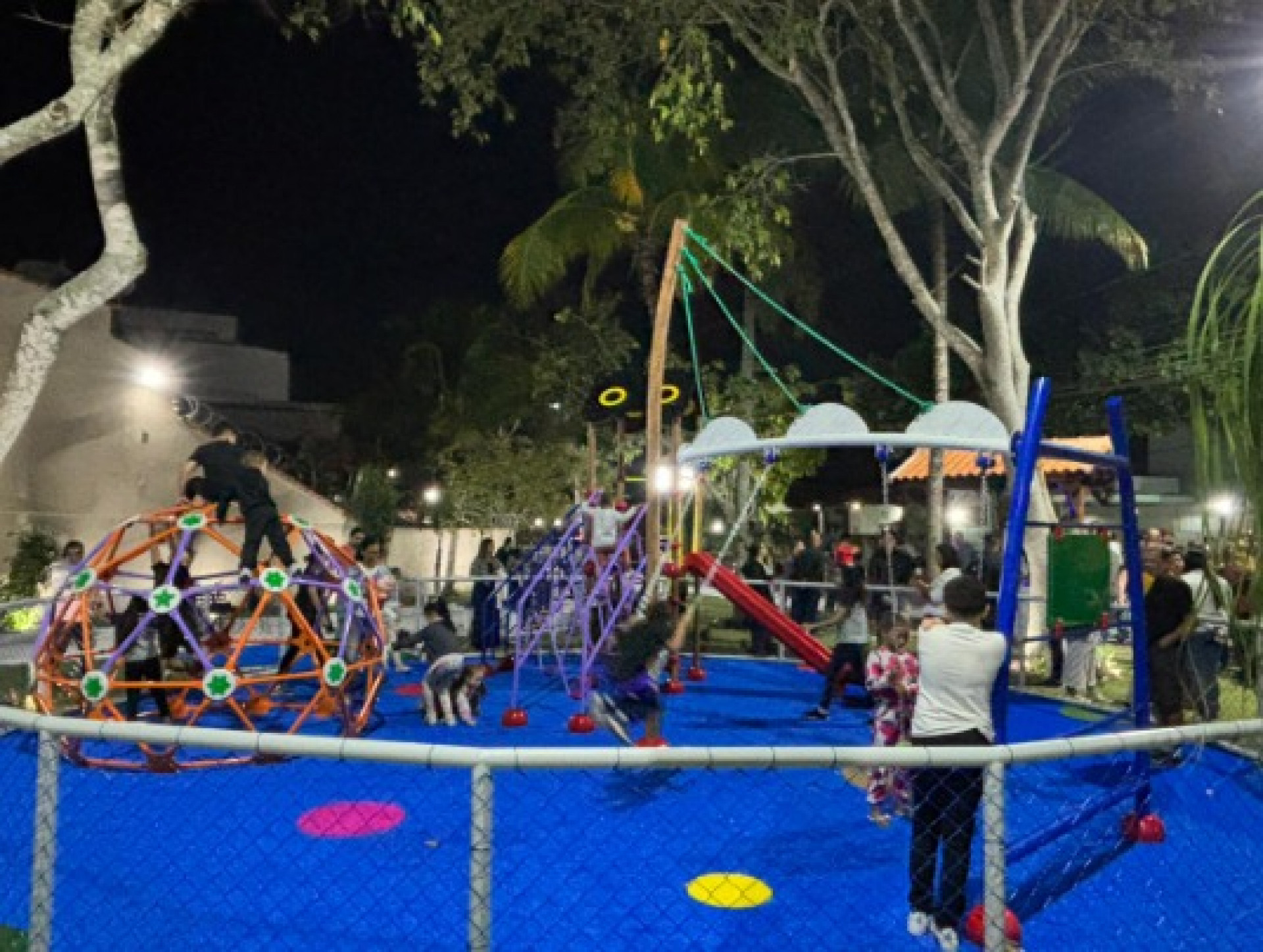 Inauguração da praça  -  Ascom