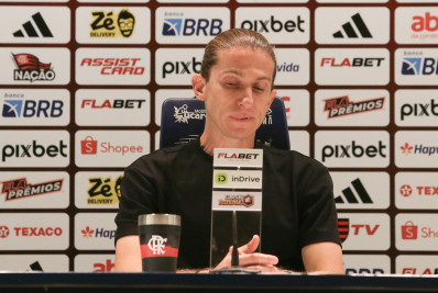 Filipe Luís revela que acorda durante a noite com pensamentos sobre o time