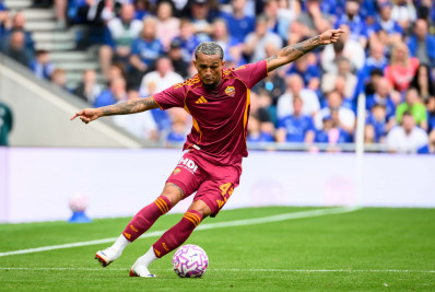 Wesley volta a ser criticado por rendimento na Roma: 'Cometeu praticamente todos os erros'