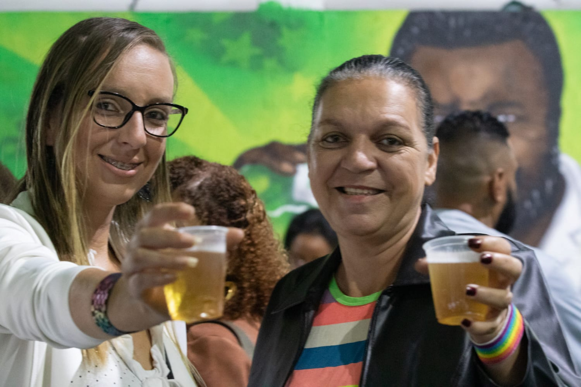 Despedida de Arlindo Cruz teve distribuição de chope - Érica Martin / Agência O Dia