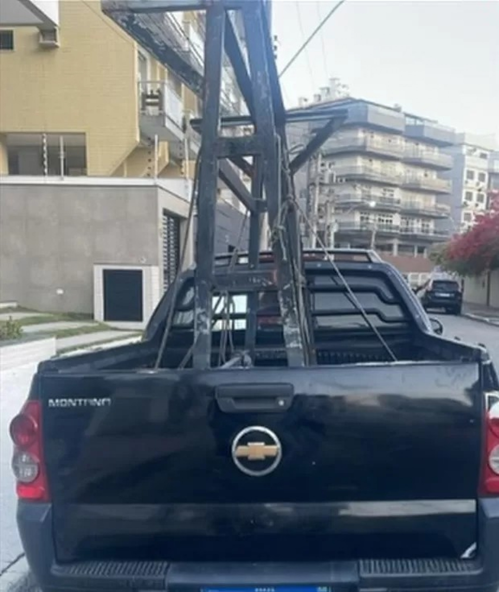Carro roubado - Rlagos Notícias