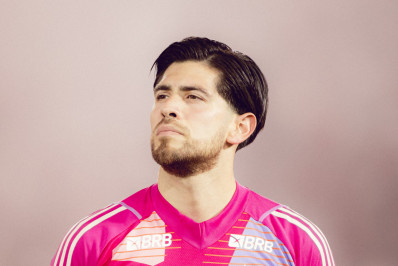 Rossi reforça desejo de ficar no Flamengo e comenta renovação: 'Estou feliz'